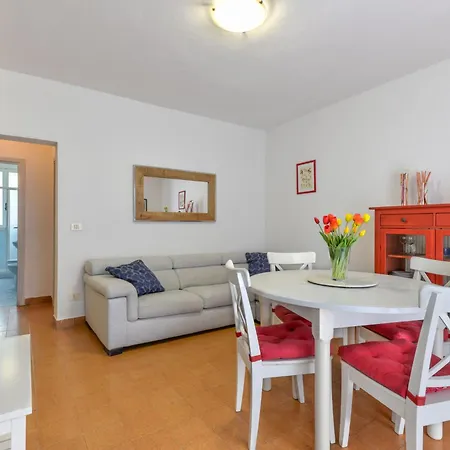 La Roccia By Interhome