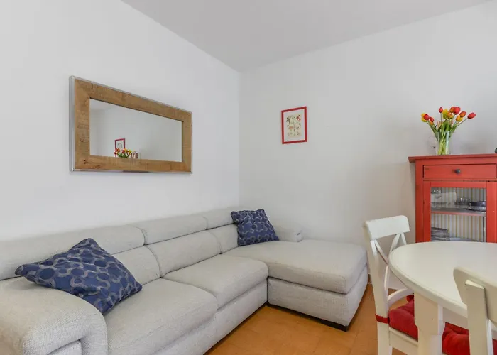 La Roccia By Interhome קאבו