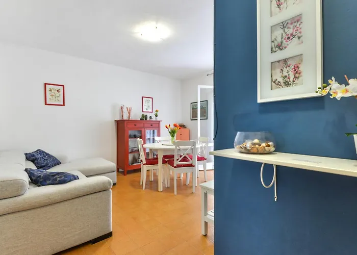 شقة La Roccia By Interhome *