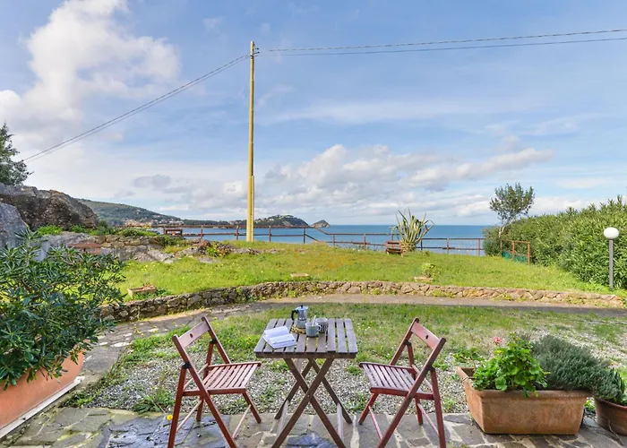 La Roccia By Interhome شقة كافو